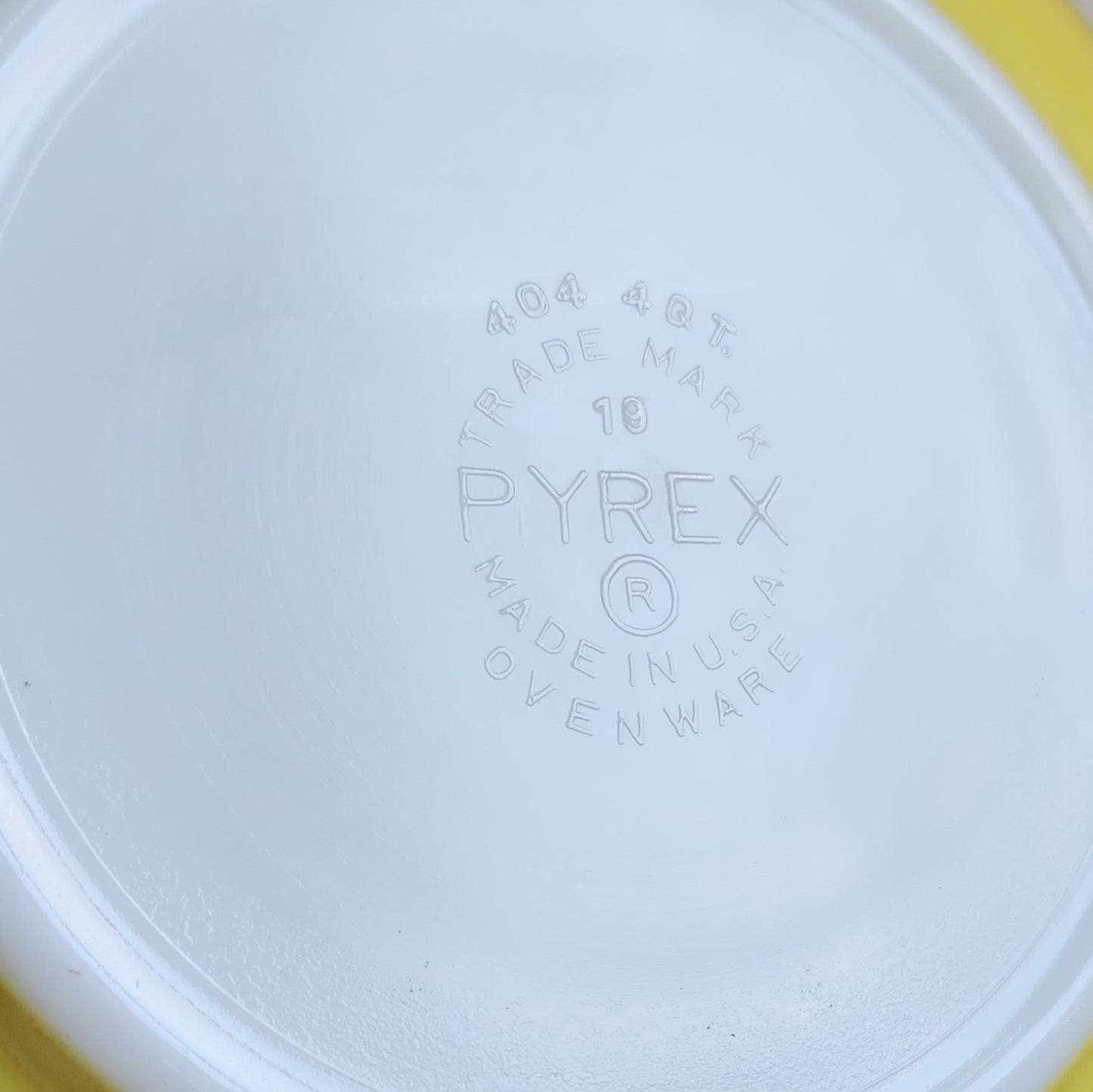 1950s Pyrex Primary Yellow 4qt Mixing Bowl