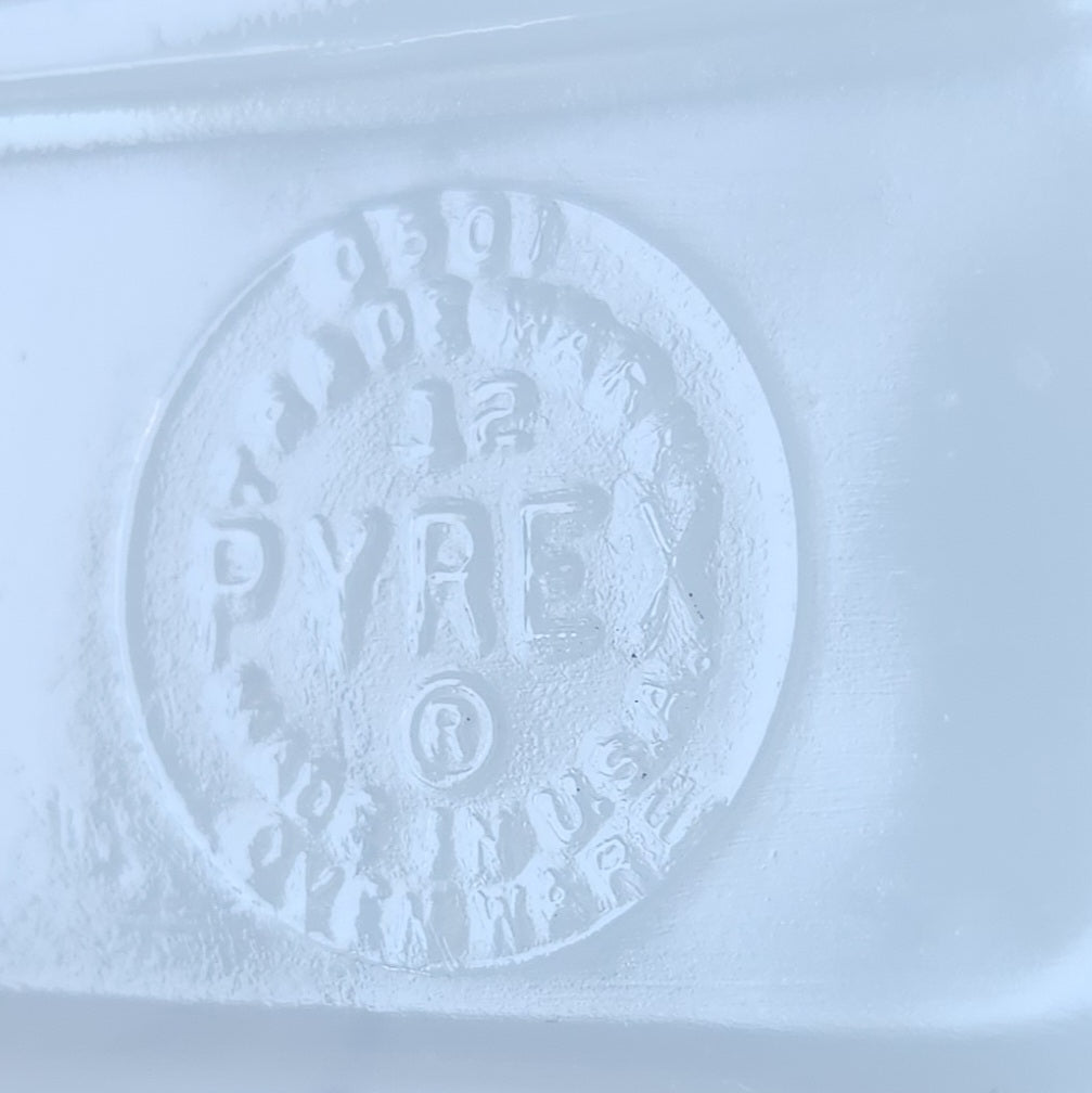 1950s Pyrex Primary Refrigerator 1.5 Cup Red Dish #0501