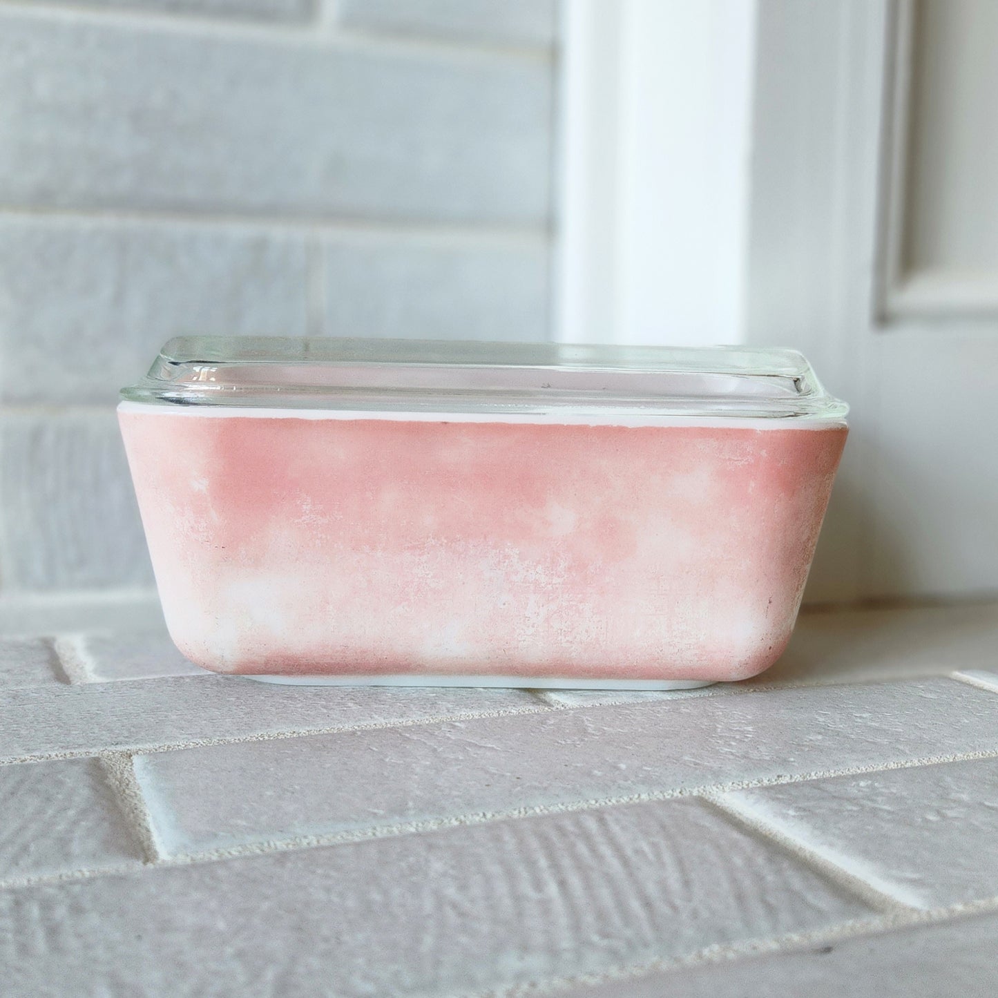1950s Pyrex Refrigerator 1.5 Pint Pink Dish #0502 w Lid