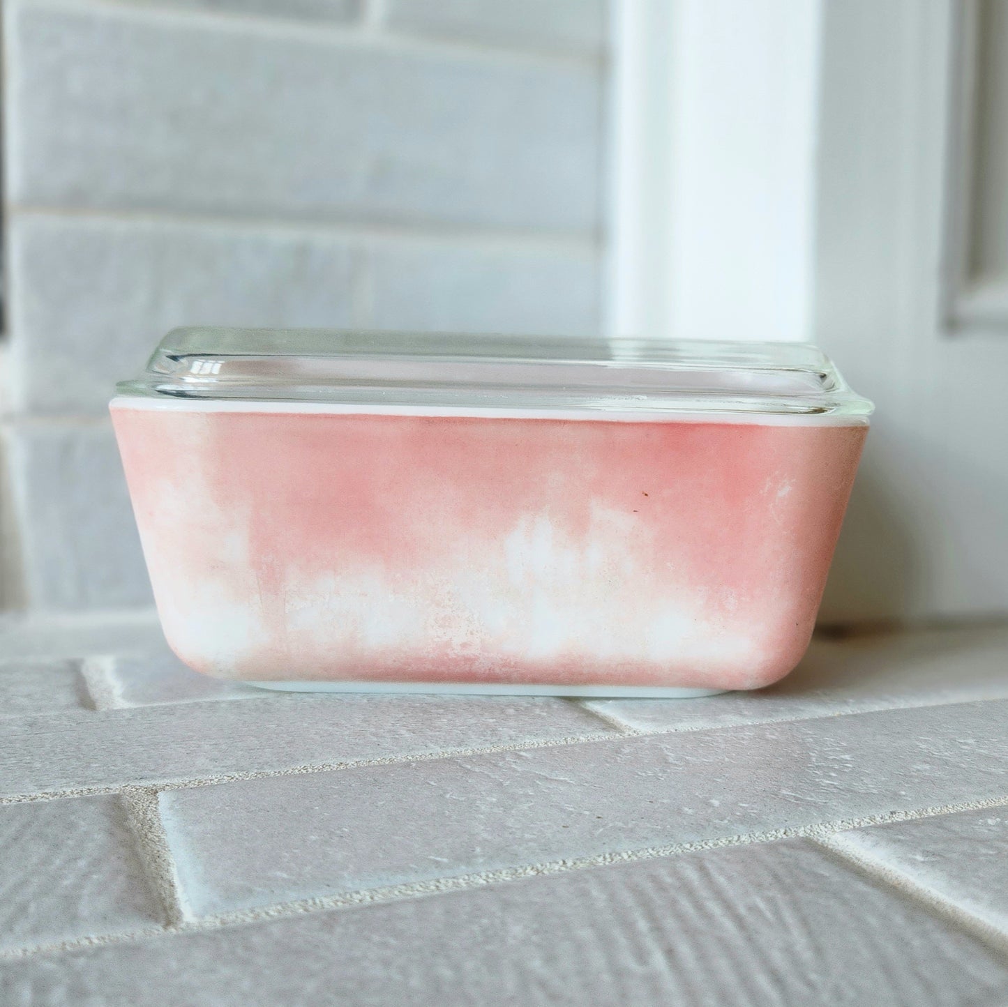 1950s Pyrex Refrigerator 1.5 Pint Pink Dish #0502 w Lid