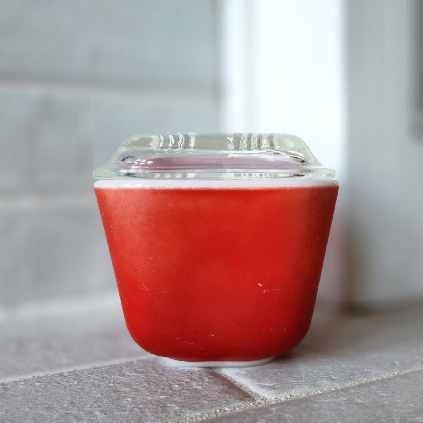 1950s Pyrex Primary Refrigerator 1.5 Cup Red Dish and Lid #0501