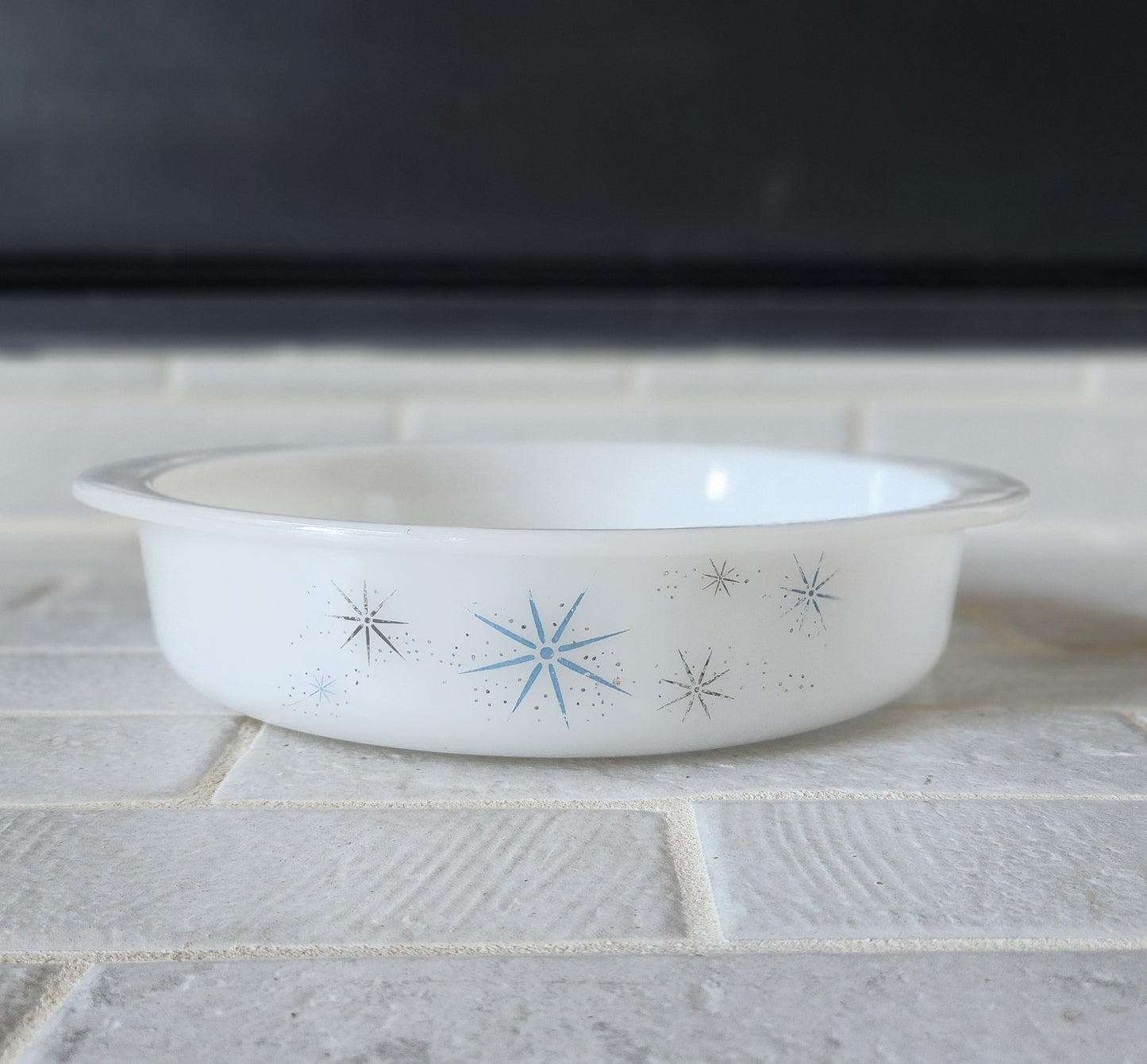 1960s Glasbake Atomic Silver and Blue Starburst Round Casserole Dish