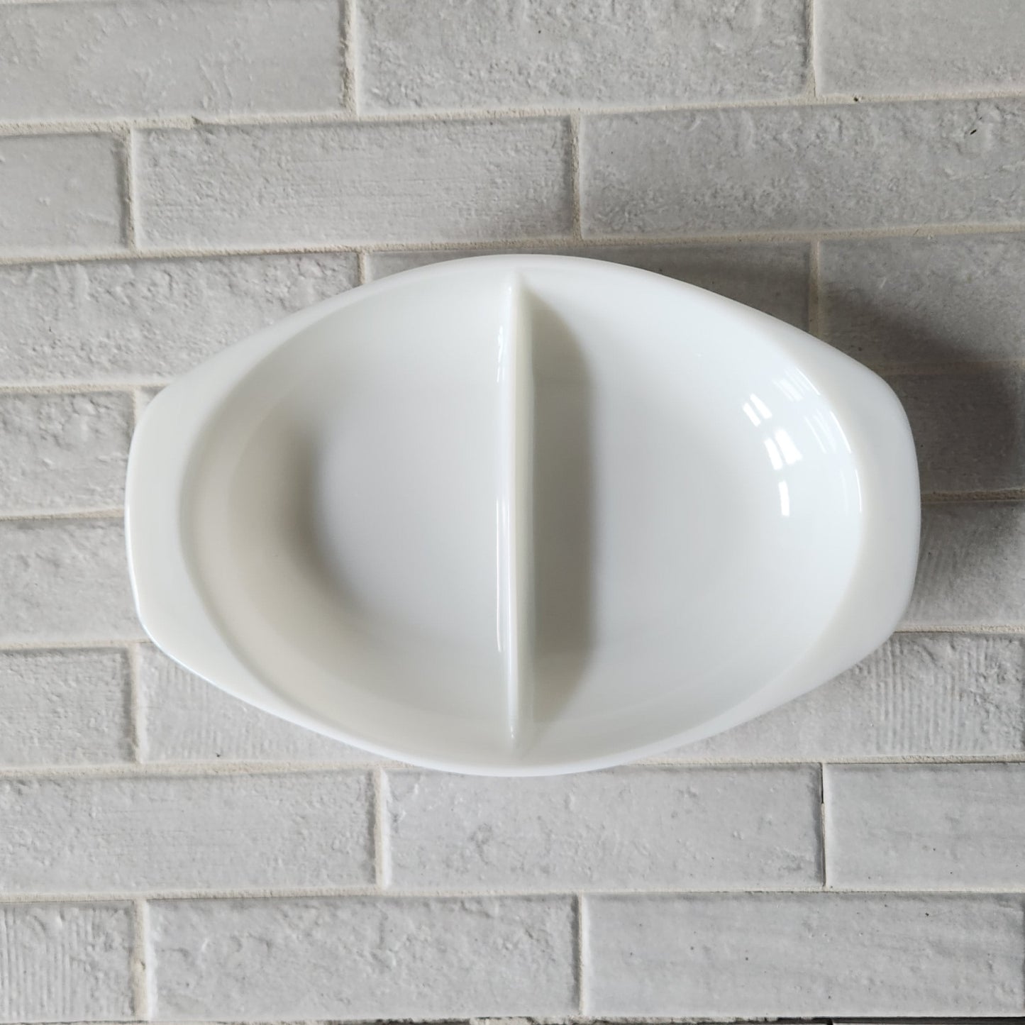 1960s Pyrex Divided Dish 1.5 Quart #1063