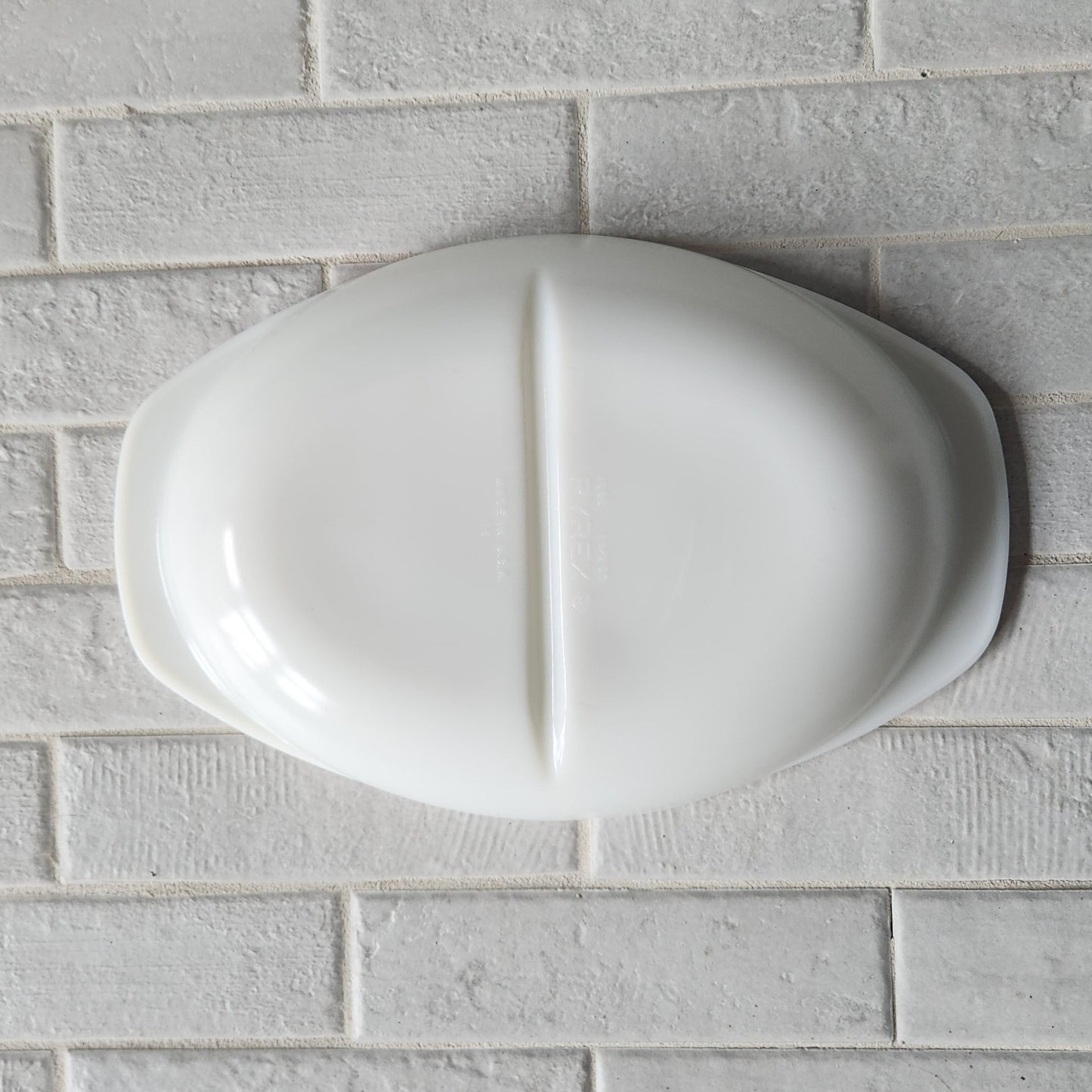 1960s Pyrex Divided Dish 1.5 Quart #1063